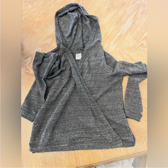 Calia wrap hooded shirt women’s size small gray - Picture 2 of 8